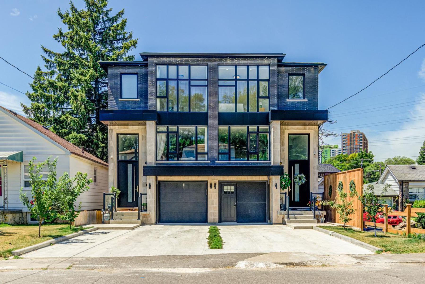 Modern City Living -Newly Built Toronto Exterior photo
