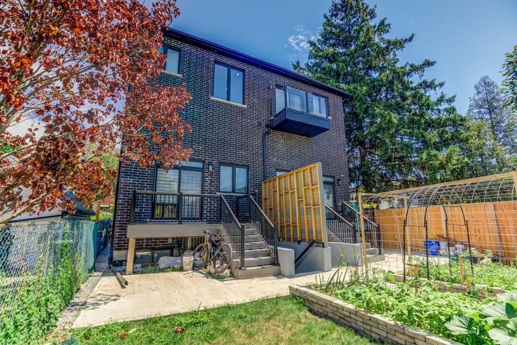 Modern City Living -Newly Built Toronto Exterior photo